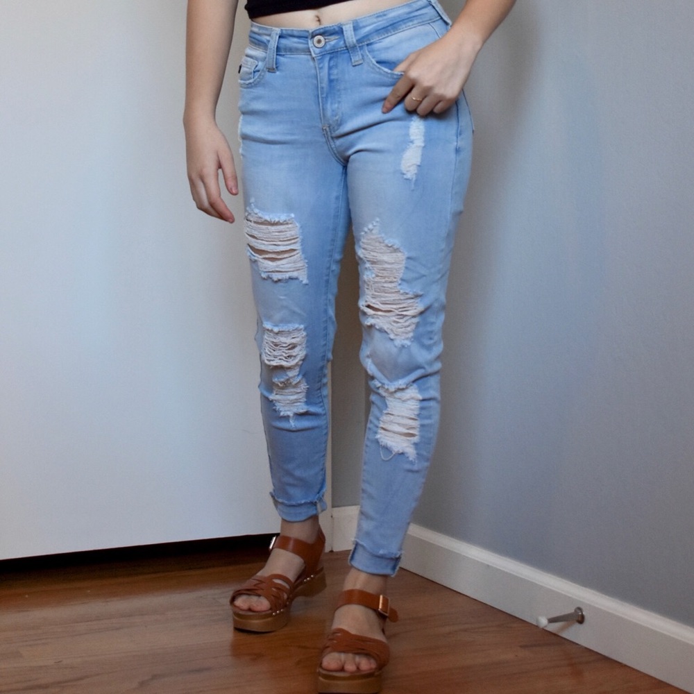 Ripped Mid Rise Skinny Jeggings
